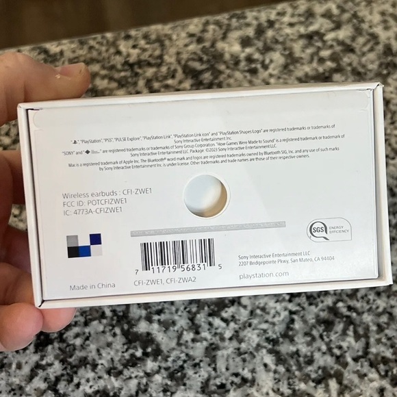 Sony Playstation Pulse Explore Wireless Earbuds PS5 Bluetooth Portal- NEW - Picture 4 of 6